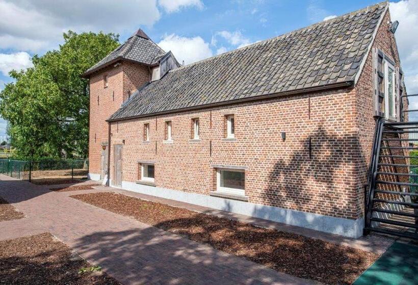 تختخواب و صبحانه De Blauwe Hoeve