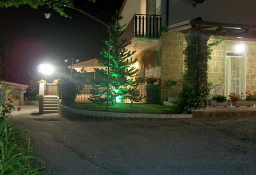 Bed and Breakfast La Casa Sull Aia,av