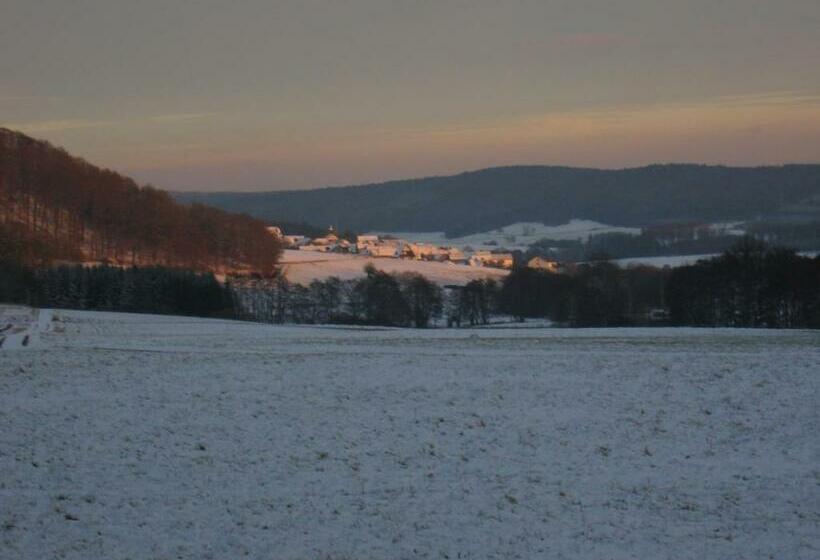 ベッドアンドブレックファースト Villa Luzia