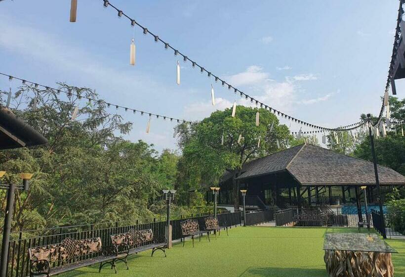 Отель Rain Tree Khao Yai