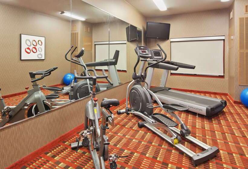 هتل Best Western Plus Austin Airport Inn & Suites