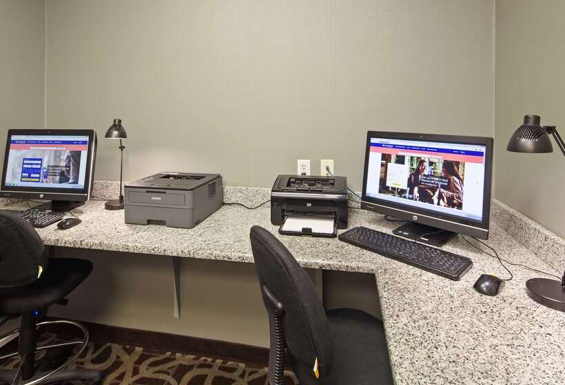 هتل Best Western Plus Austin Airport Inn & Suites