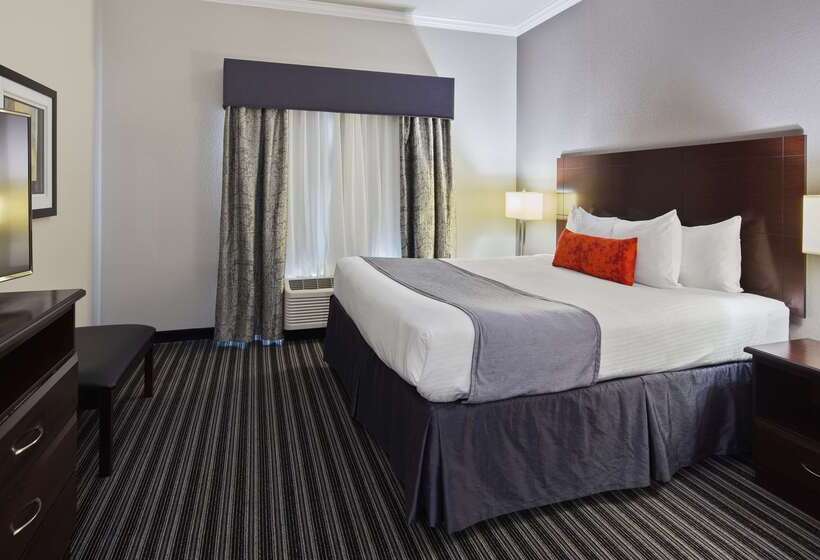 هتل Best Western Plus Austin Airport Inn & Suites