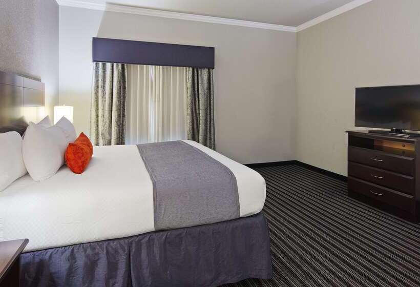 هتل Best Western Plus Austin Airport Inn & Suites