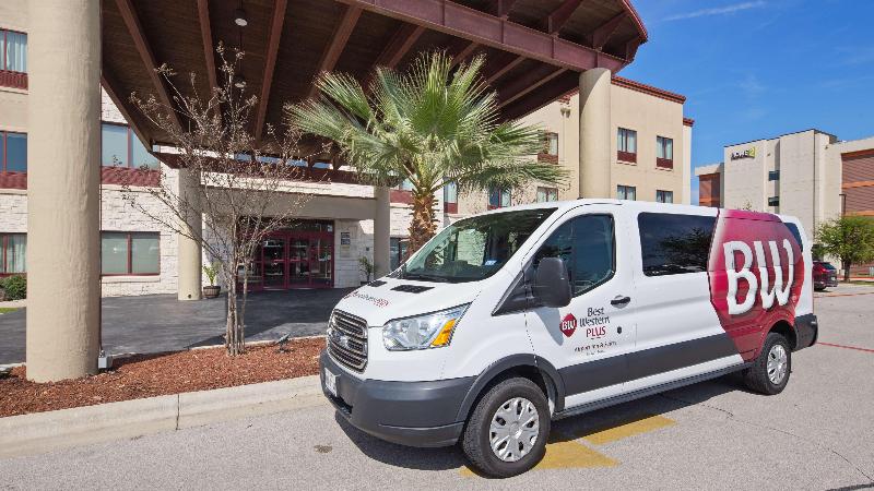 هتل Best Western Plus Austin Airport Inn & Suites