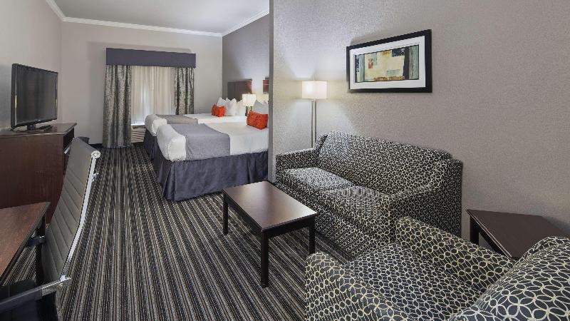 هتل Best Western Plus Austin Airport Inn & Suites