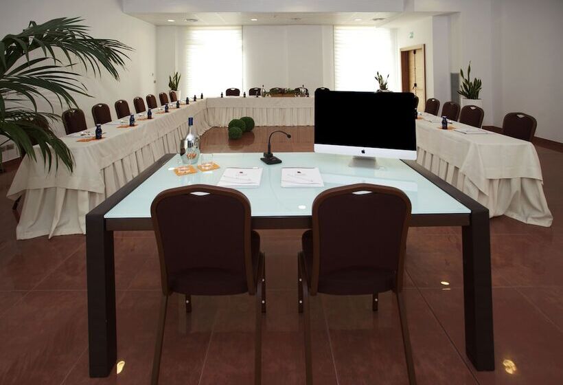 Best Western Plus Leone Di Messapia Hotel & Conference