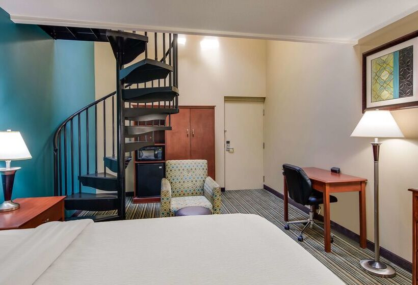 هتل Best Western Plus Traverse City