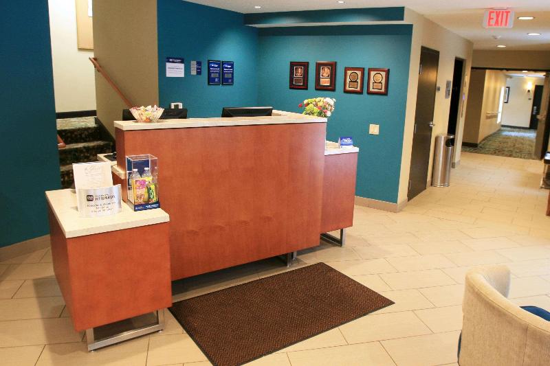 هتل Best Western Plus Traverse City
