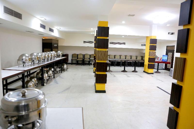 Click Hotel Yuvraj