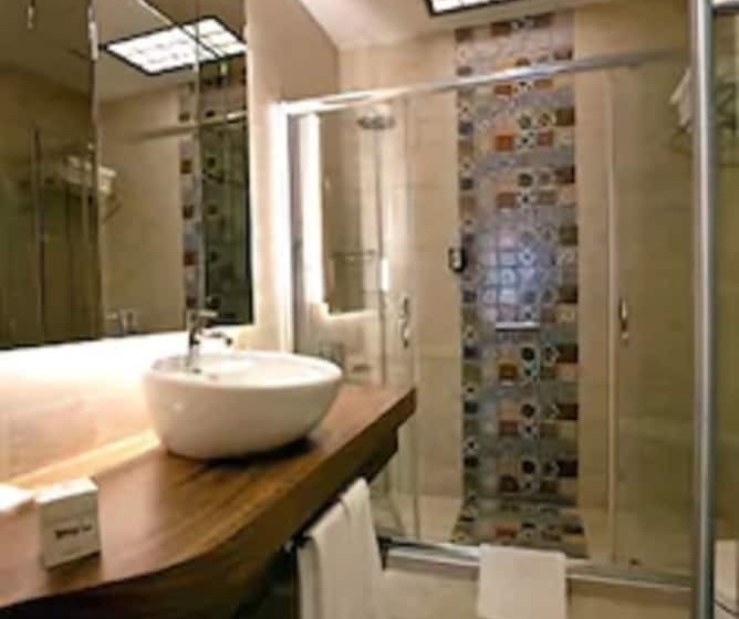 Fotos del hotel Collage Pera:  19