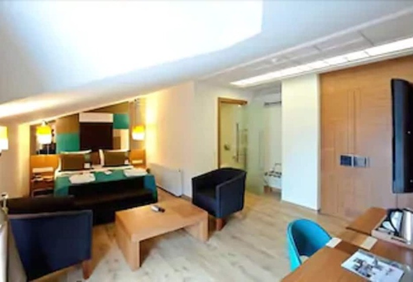 Fotos del hotel Collage Pera:  29