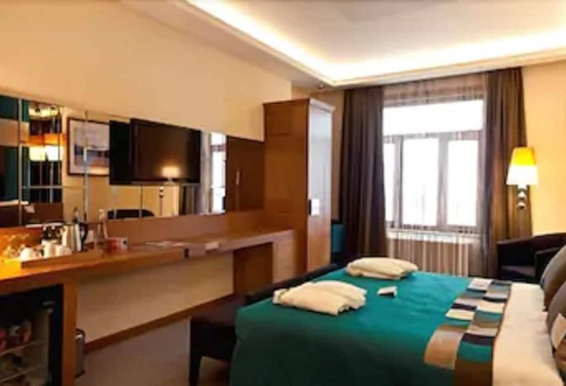 Fotos del hotel Collage Pera:  30