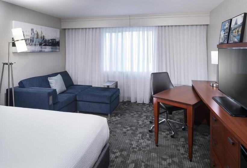 هتل Courtyard By Marriott Austin Parmer Tech Ridge