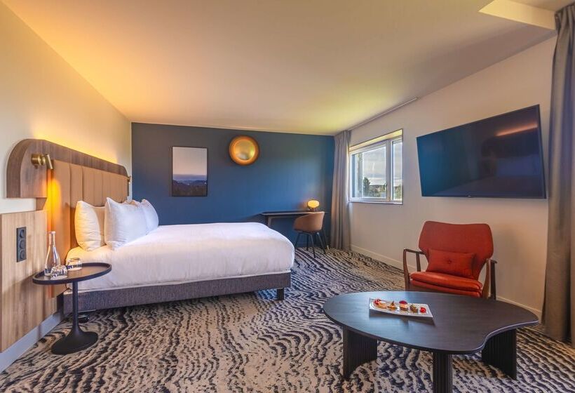 هتل Doubletree By Hilton Lyon Eurexpo & Spa