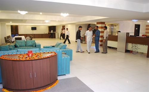 Hotel Dwarka Palace