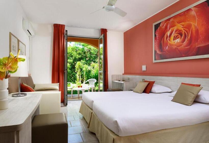 هتل Garden Toscana Resort