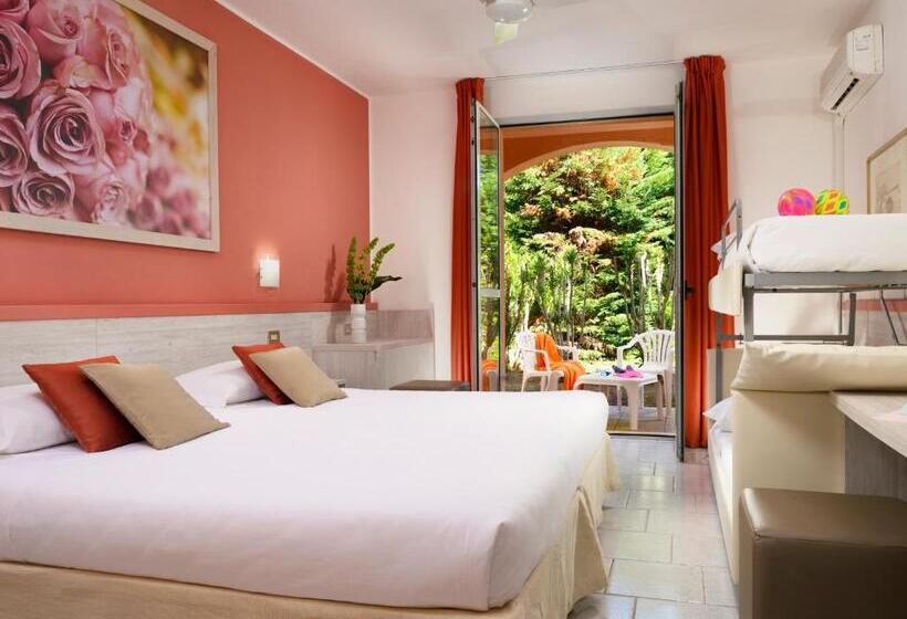 هتل Garden Toscana Resort