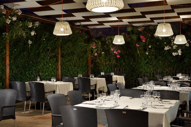 هتل Garden Toscana Resort