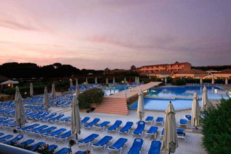 هتل Garden Toscana Resort