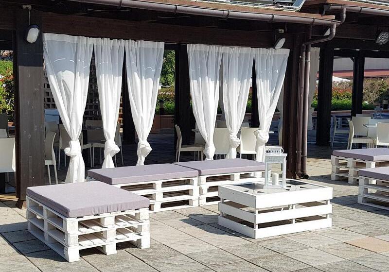 هتل Garden Toscana Resort