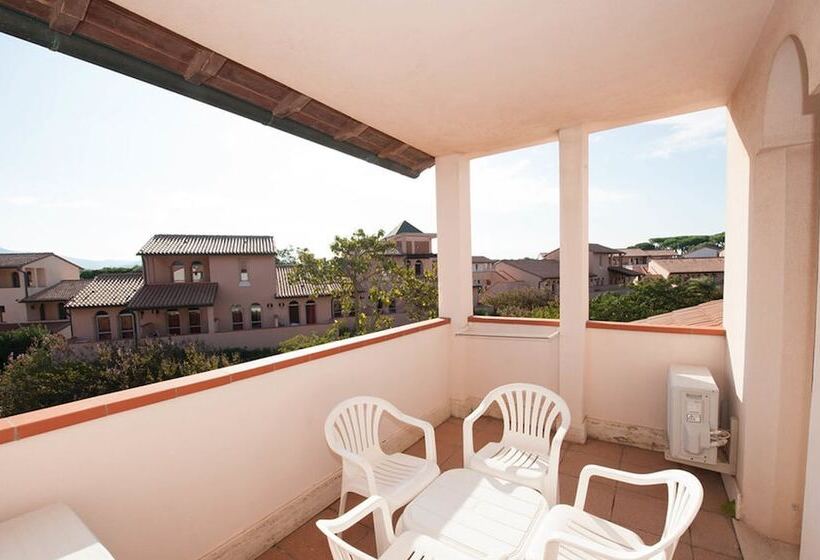 هتل Garden Toscana Resort