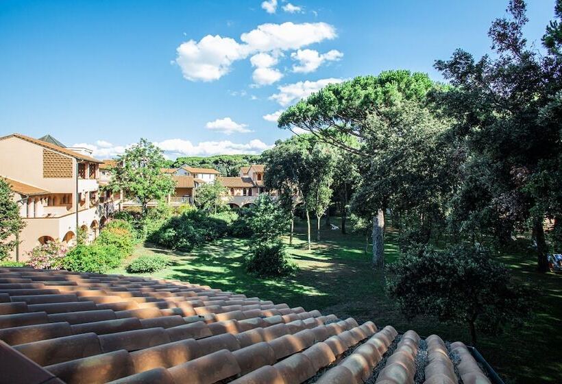 هتل Garden Toscana Resort