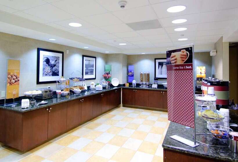 호텔 Hampton Inn & Suites Moreno Valley