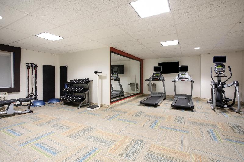 هتل Holiday Inn Express & Suites Tucumcari By Ihg