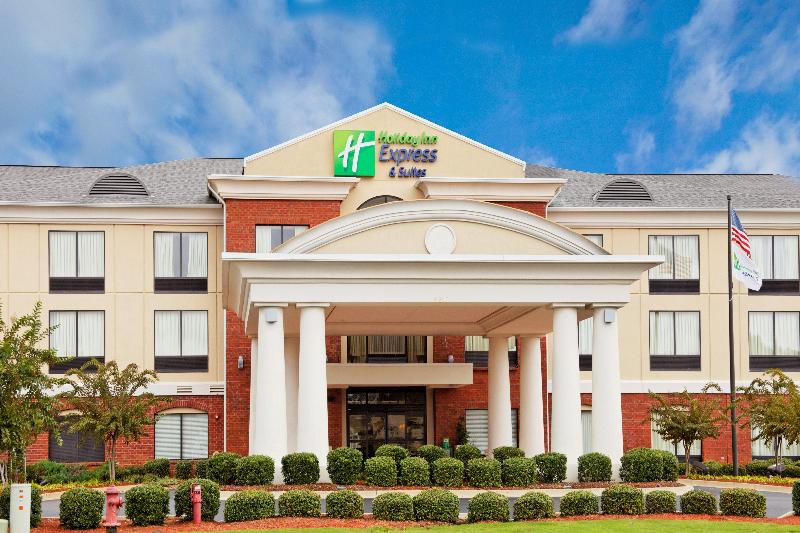 هتل Holiday Inn Express  And Suites Tupelo