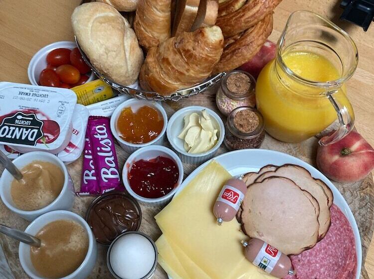 בית מלון כפרי Plato By Hofstad Studio’s