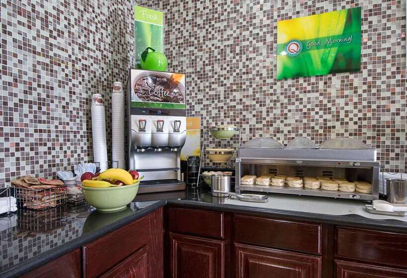 هتل Quality Inn & Suites