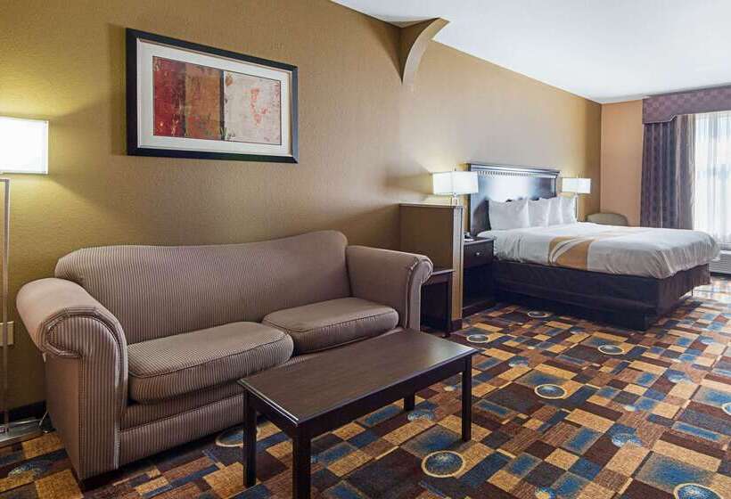 هتل Quality Inn & Suites
