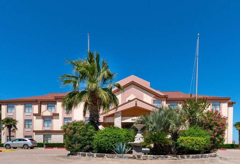 هتل Quality Inn & Suites