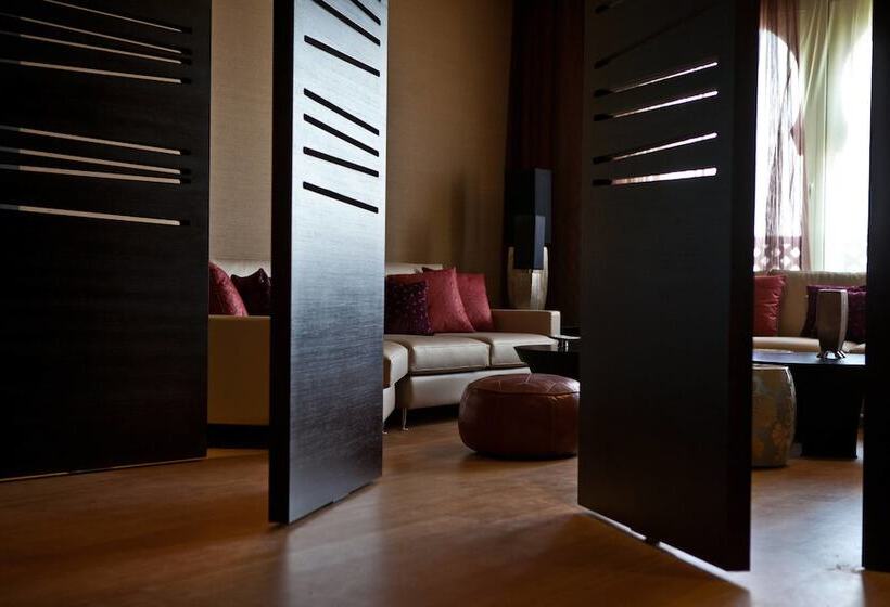 هتل Renaissance Tlemcen