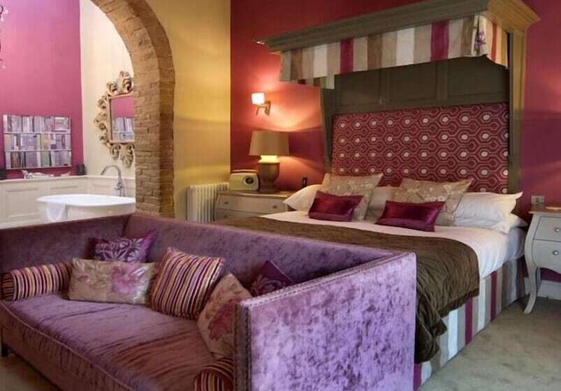 هتل Shibden Mill Inn