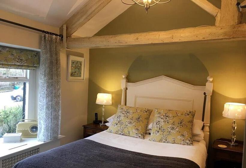 هتل Shibden Mill Inn