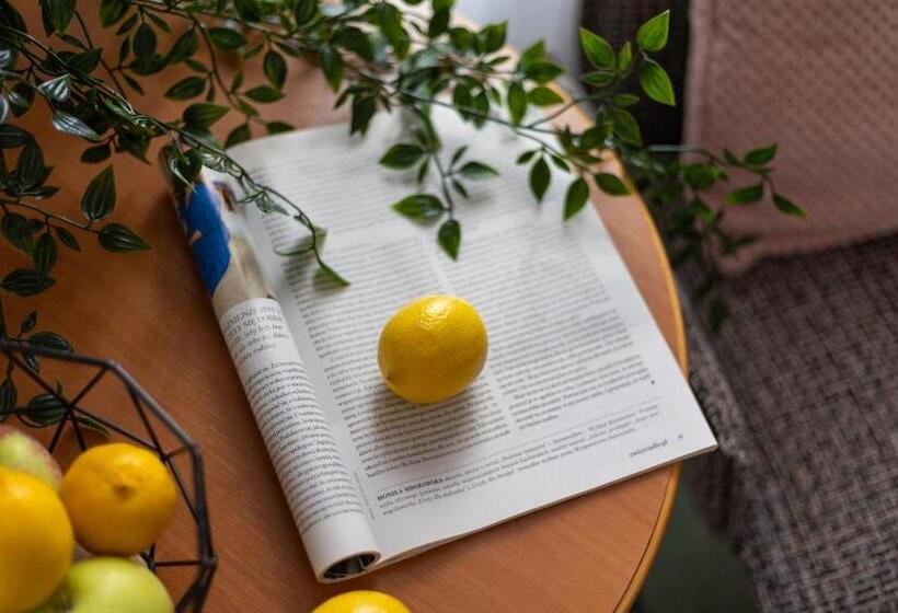 هتل Sofia By The Railway Station Wroclaw