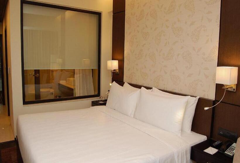 Fotos del hotel Multitude Hotel:  8