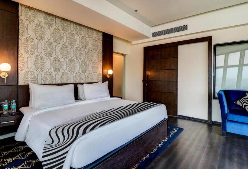 Fotos del hotel Multitude Hotel:  2