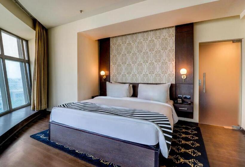 Fotos del hotel Multitude Hotel:  6