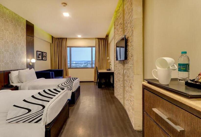 Fotos del hotel Multitude Hotel:  16