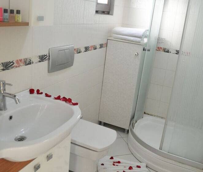 Fotos del hotel Taksim Tulip Residence &:  15