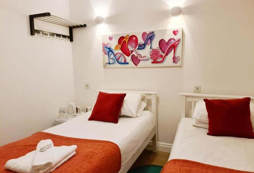 Fotos del hotel The Bridge:  12