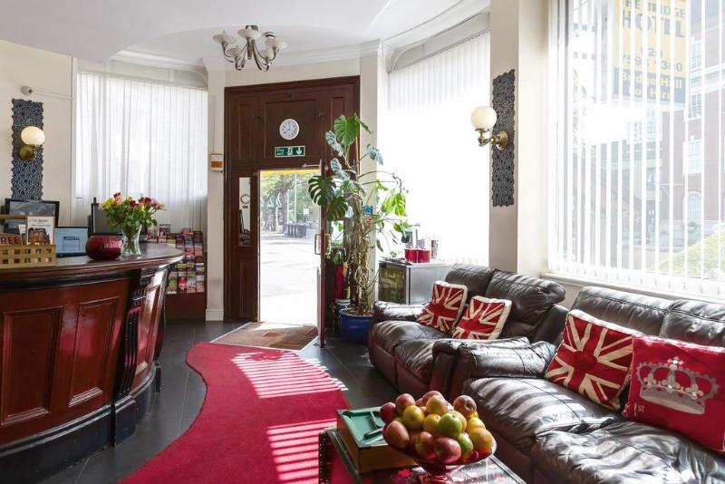 Fotos del hotel The Bridge:  60