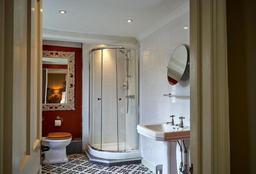 فندق The Horse And Groom Inn