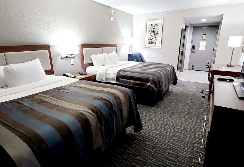 هتل Spark By Hilton Tupelo