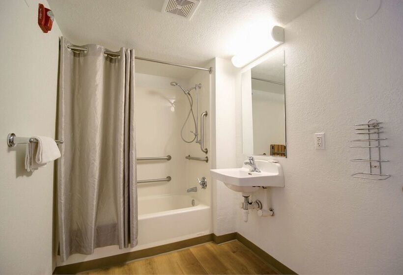 Motel 6 Lantana West Palm Beach, Fl