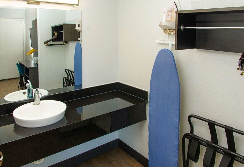 Motel 6 Lantana West Palm Beach, Fl