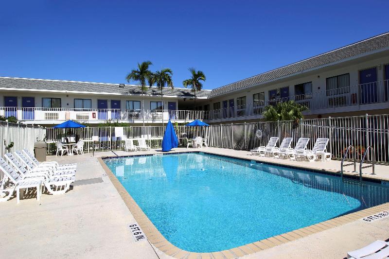 Motel 6 Lantana West Palm Beach, Fl
